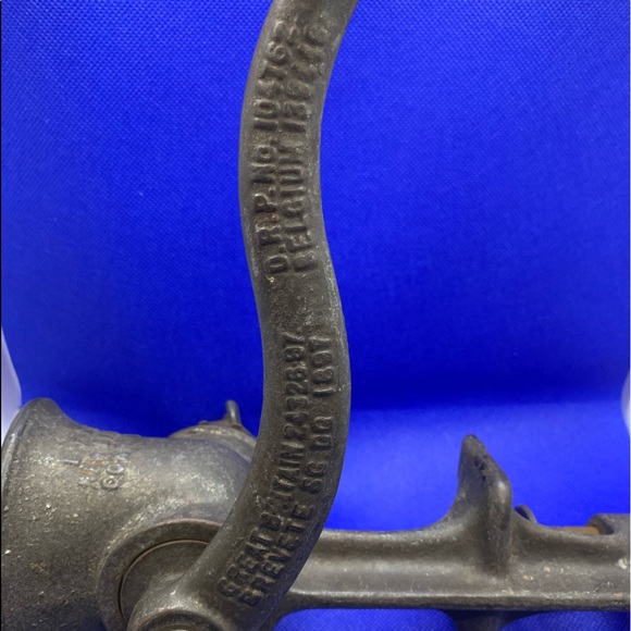 Antique / Vintage Universal food chopper#2 L F & C - Picture 4 of 7